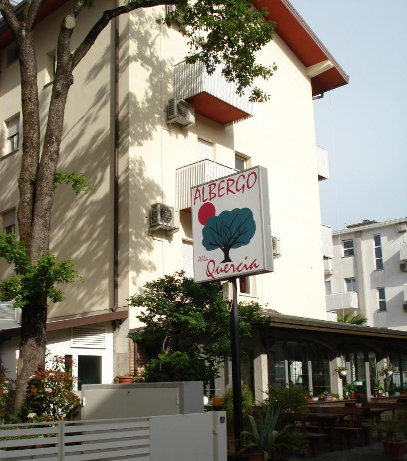 La Quercia Hotel Lignano Sabbiadoro Ngoại thất bức ảnh