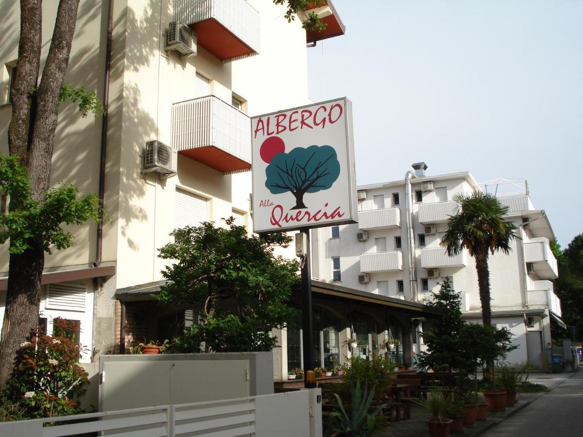 La Quercia Hotel Lignano Sabbiadoro Ngoại thất bức ảnh